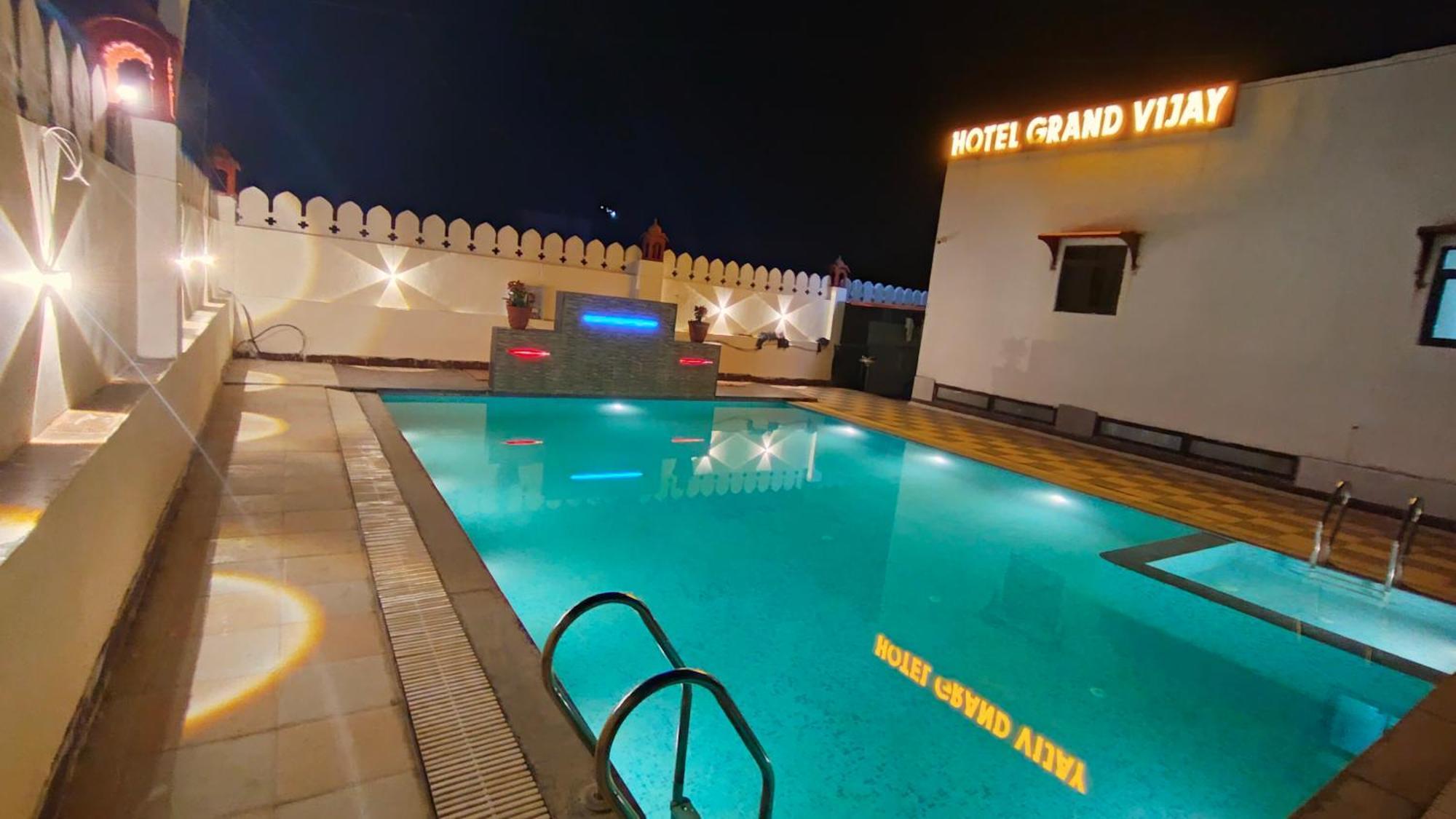 Hotel Grand Vijay Pushkar Extérieur photo