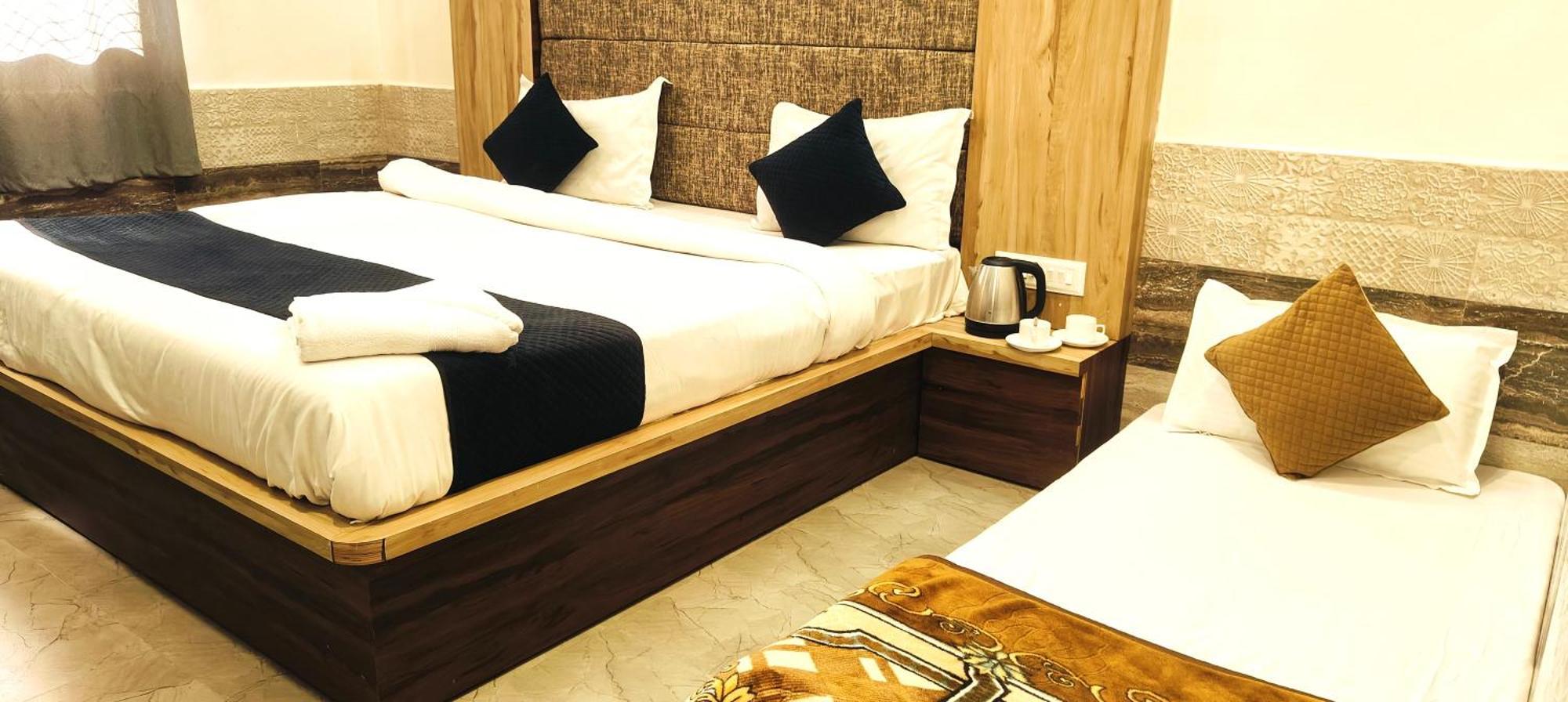 Hotel Grand Vijay Pushkar Extérieur photo